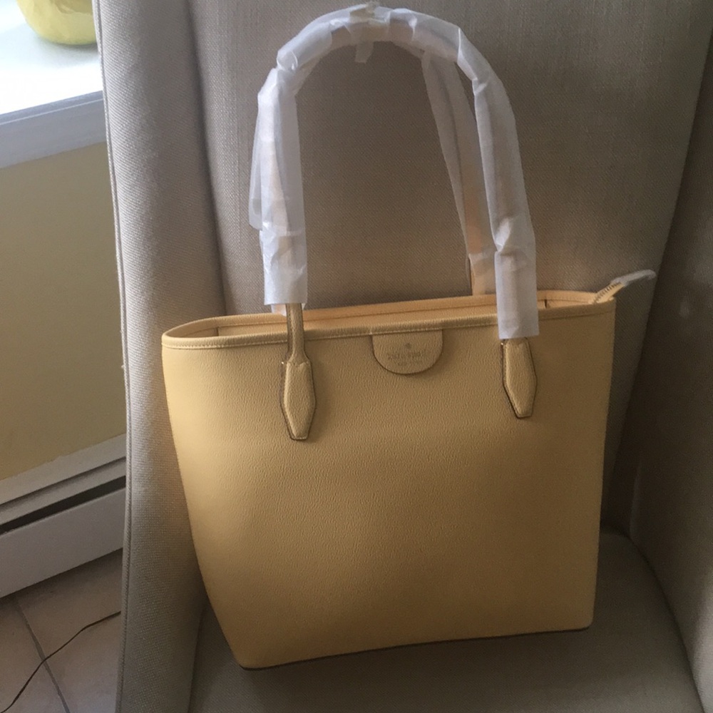 NWT Elegant Kate Spade Large Yellow Tote Bag